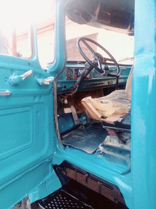 Zil Sotiladi. Sifatli Yuk mashinasi.