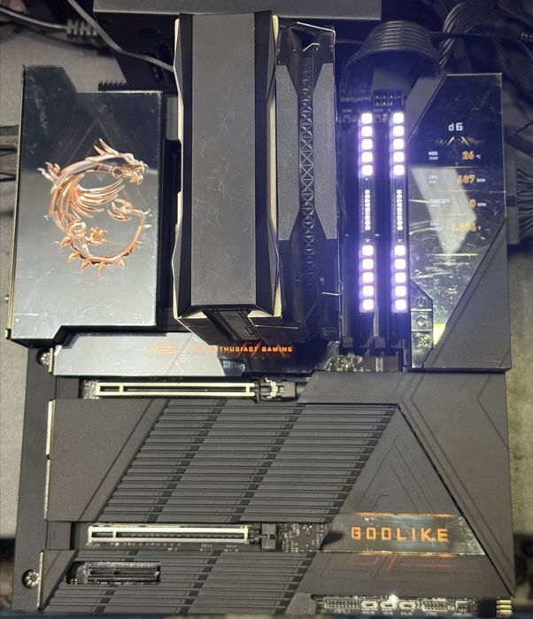 Жуда хам камёб моделдаги плата (янгиси 1300+)