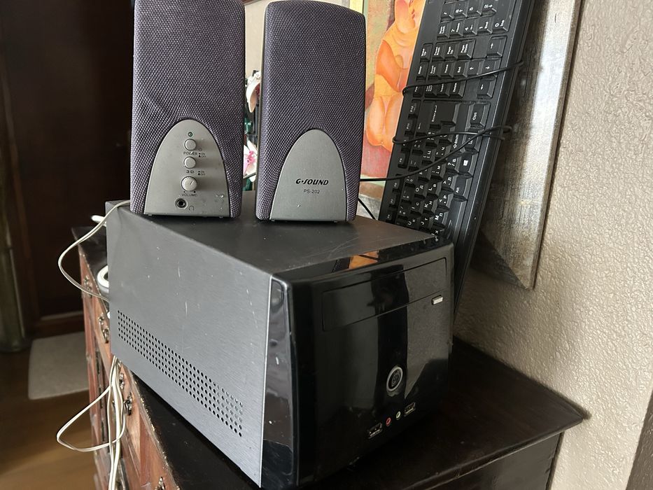 Конфигурация Samsung монитор/TV, desktop, клавиатура, колонки