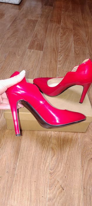 Продам туфли 37 размер.