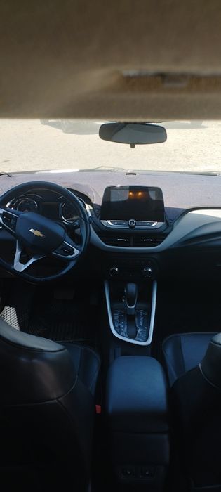 Chevrolet onix primyer+