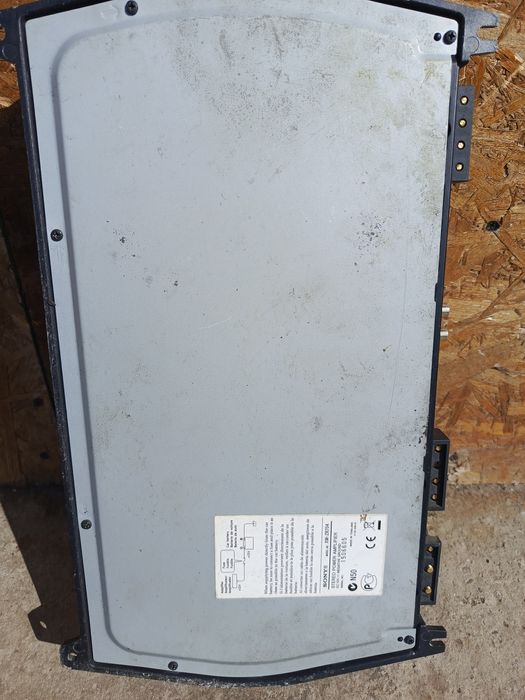 Subwoofer auto MAC+Amplificator auto Sony.