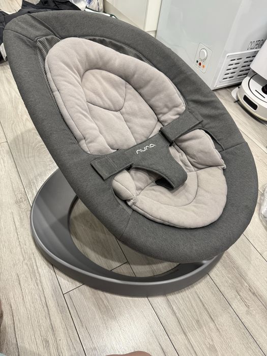 Продам детский шезлонг от бренда NUNA