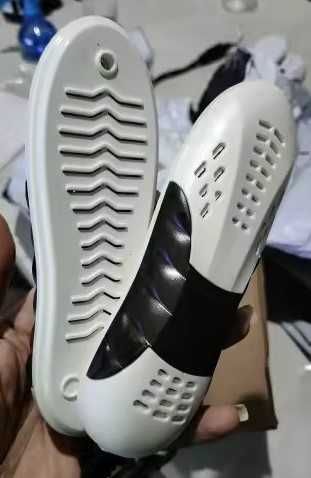 Електрически сушилник за обувки с EU щепсел