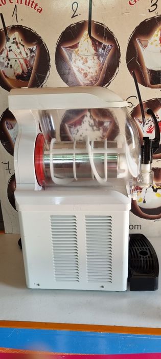 Aparat pentru suc granita / înghețată / ICE COFFE / Shake / Frappe