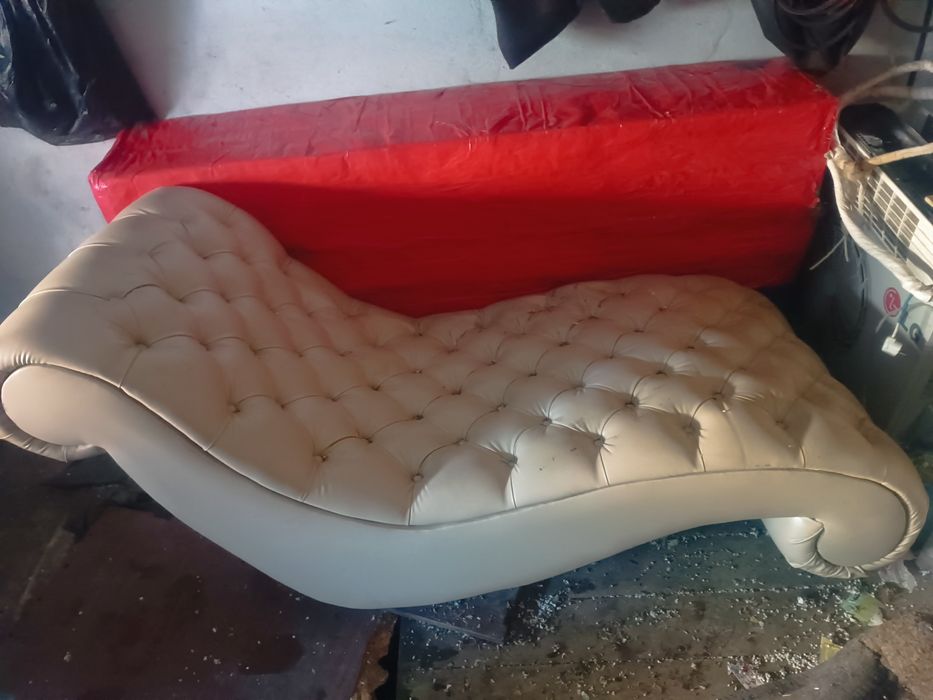 Продам косметологическую кушетку