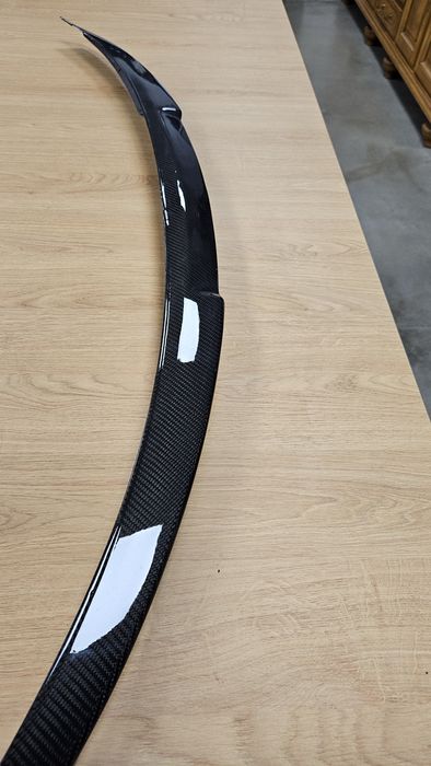 Части за БМВ М4 - лип спойлер,прагове М4 оем, бъбреци оем.