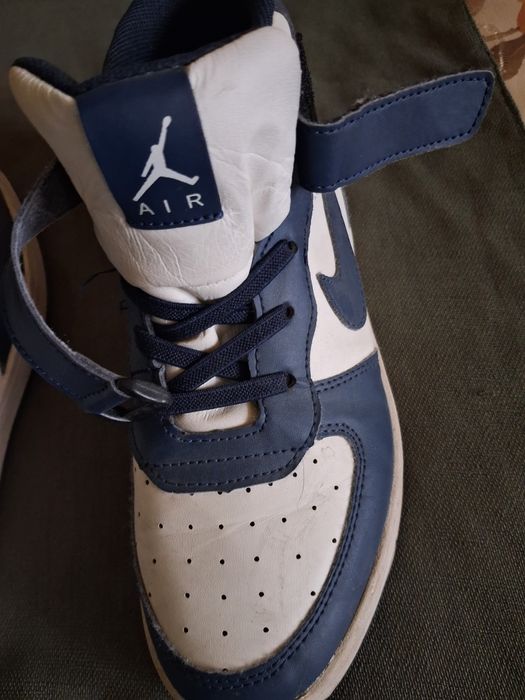 Кроссовки мальчиковые