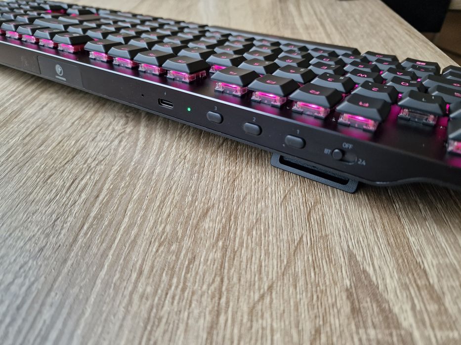 Razer Deathstalker V2 Pro Wireless Безжична Клавиатура с проблем