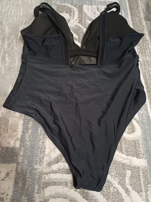 Цял бански черен