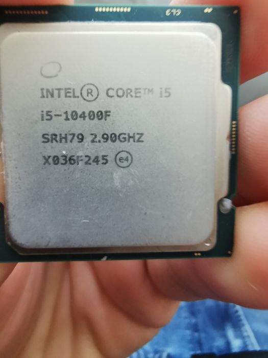 Vând i5 10400f utilizat