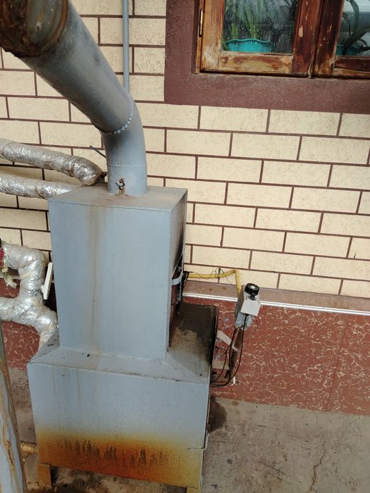 Katyol o'tinli universal sotiladi