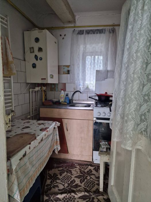 Casă bătrâneasca cu teren 1400 mp oprtunitate investiție dezvoltare