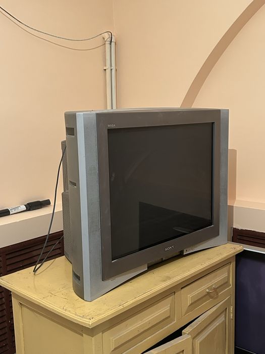 Телевизор Sony Wega