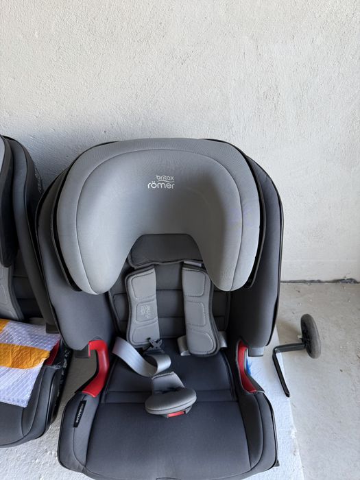 Britax romer advansafix Advansafix IV R, 9-36 kg, с IsoFix, Storm Grey