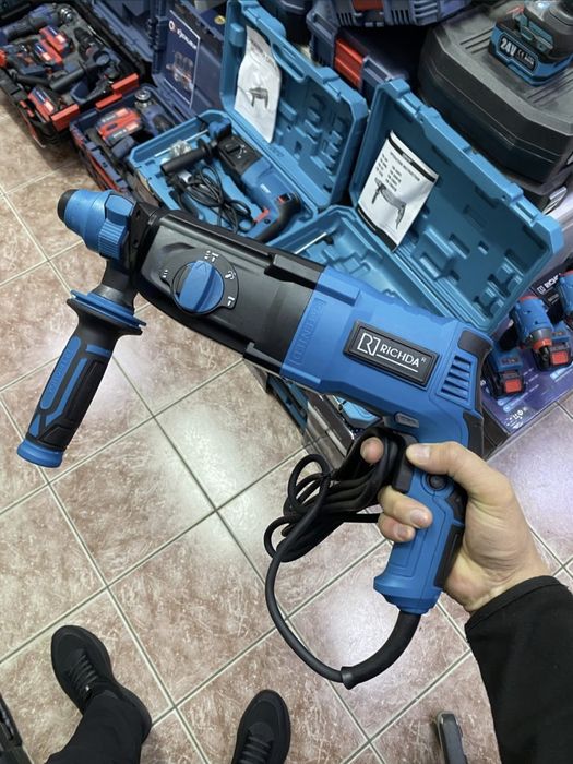 Перфоратор Richda 2802 SDS-Plus 850 Вт