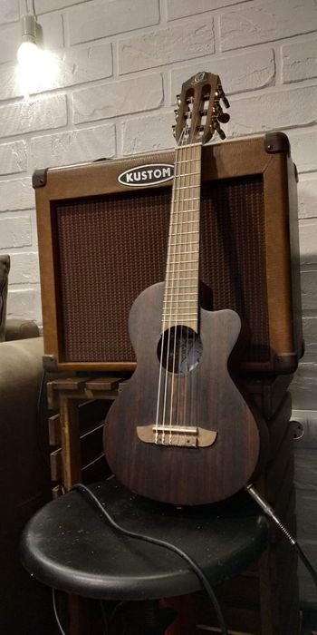 Идеален за деца!!! Китара гуиталеле Ortega RGL5EB-CE Natural