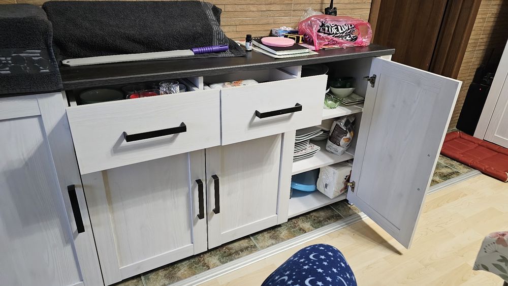 Комод изцяло Мдф