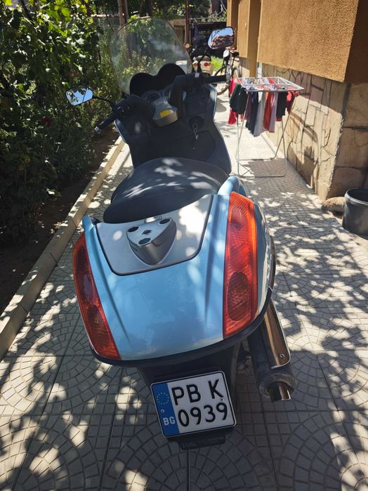 Скутер Aprilia Atlantic 500