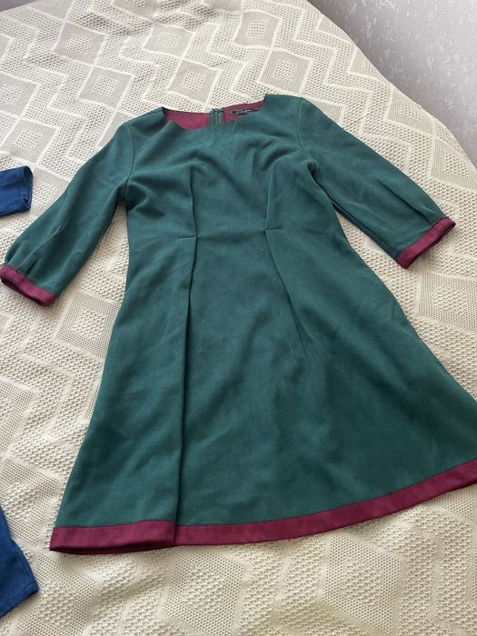 Продам платья б/у