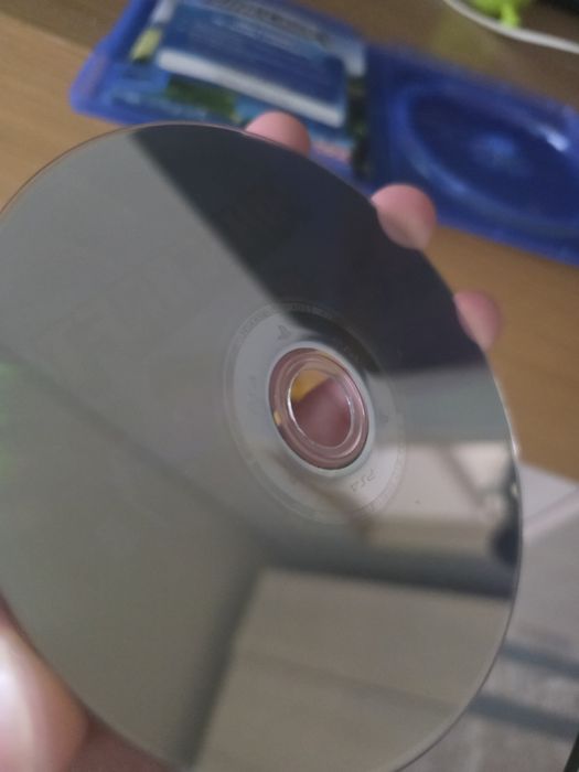 Продам игру Майнкрафт на ps4