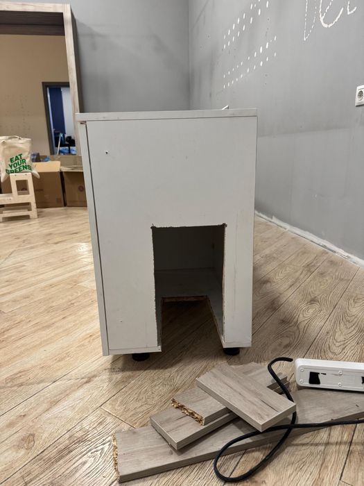 Продам тумбу