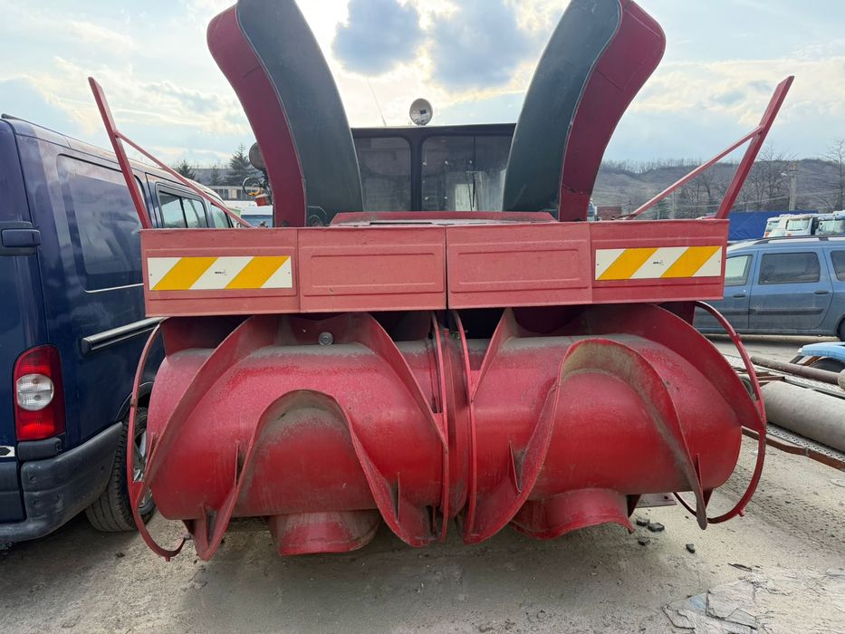 Vand autofreză de zăpadă UNIMOG 406