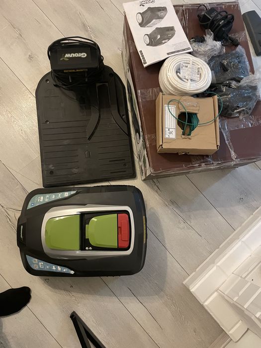 Robot tuns iarba Grow L1200 – complet, cu stație + fir, funcțional