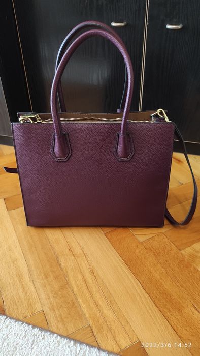 Дамска чанта Michael Kors, модел Mercer