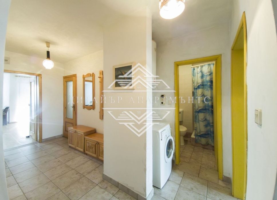 Продава се Тристаен апартамент в Бургас, Възраждане - 103 кв.м за 2234 €/кв.м - Снимка #10