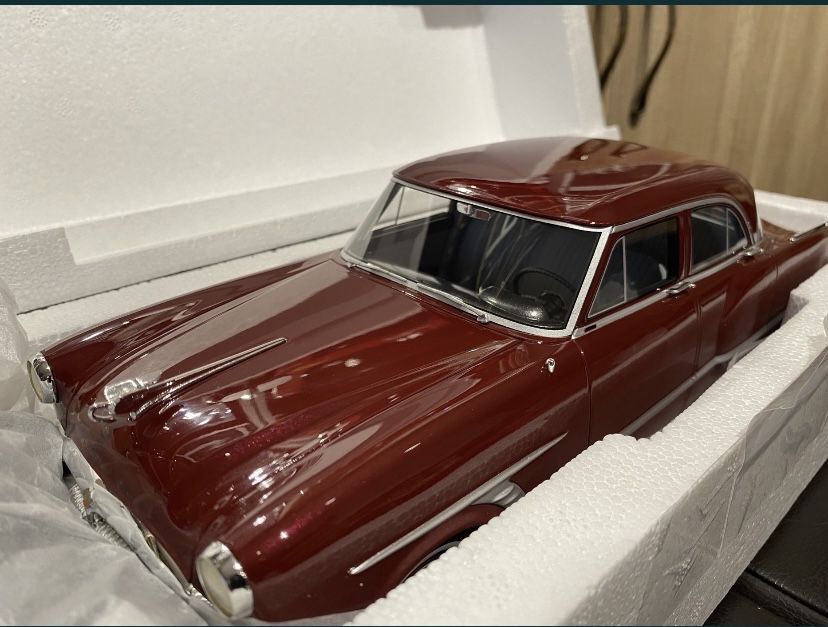 Bos Models PACKARD CAVALIER  an 1953 macheta auto scara 1:18