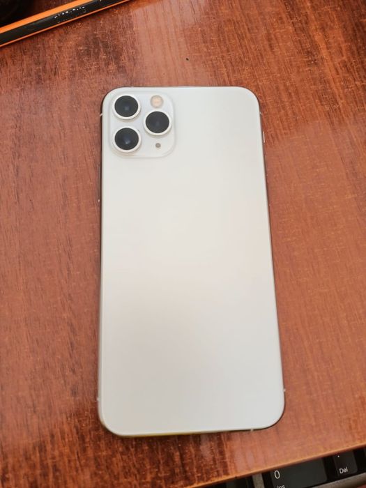 срочно продаю айфон 11 про