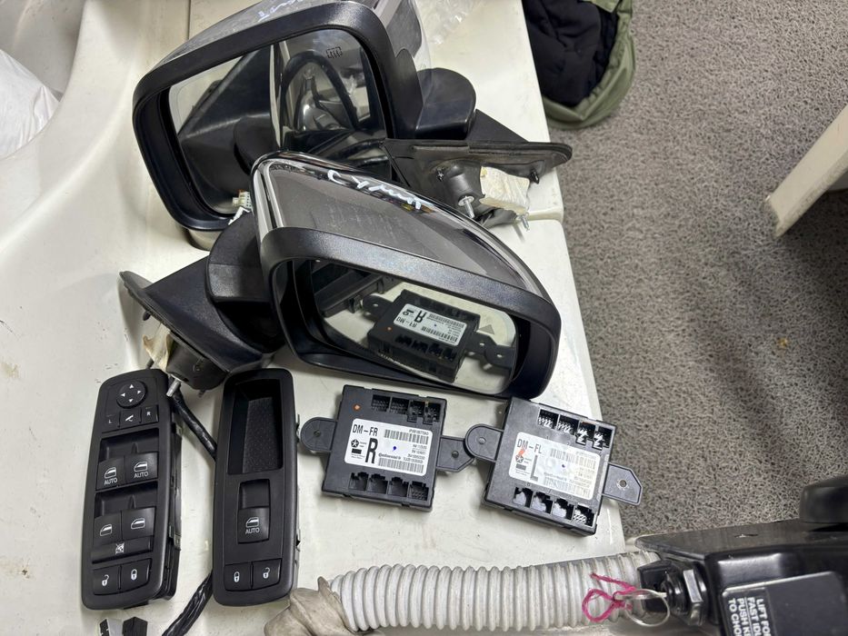 Jeep Grand Cherokee WK2 Огледала + модули