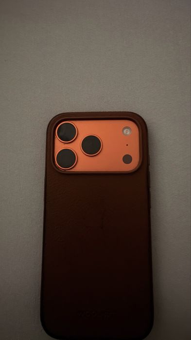 Iphone 17 Pro с гаранция