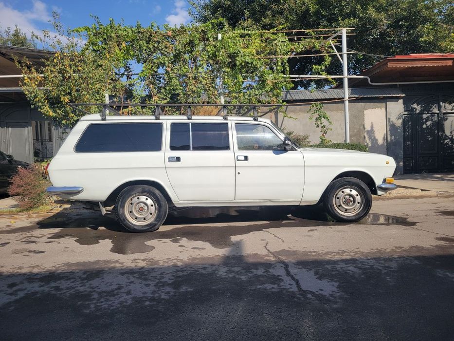 Продаётся Волга 2402