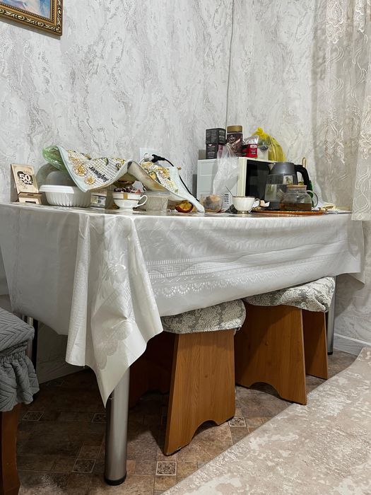 Продам стол для кухни