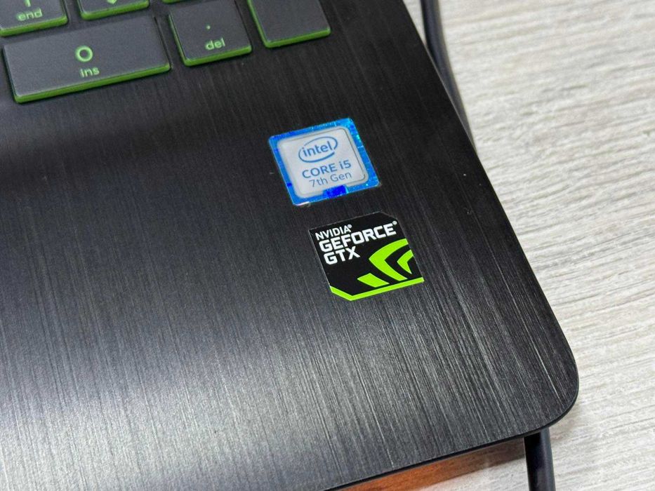 Лаптоп HP Pavilion 15