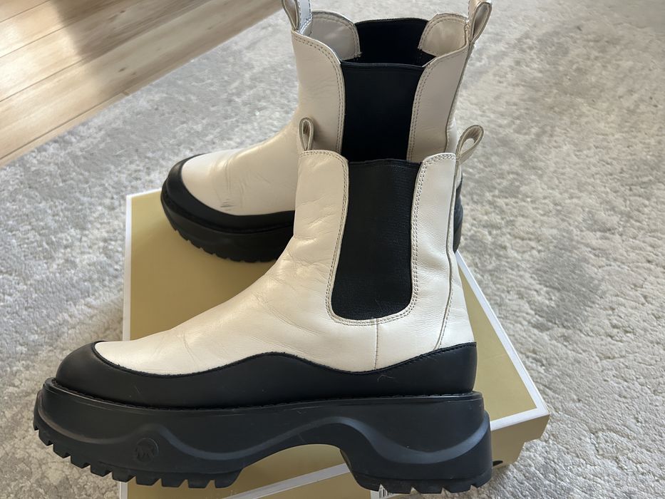 Замни боти Michael Kors