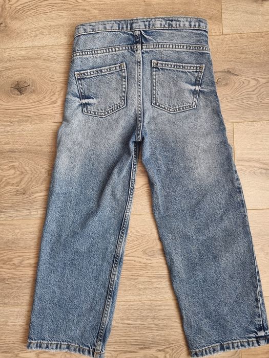Джинсы  Reserved  на девочку