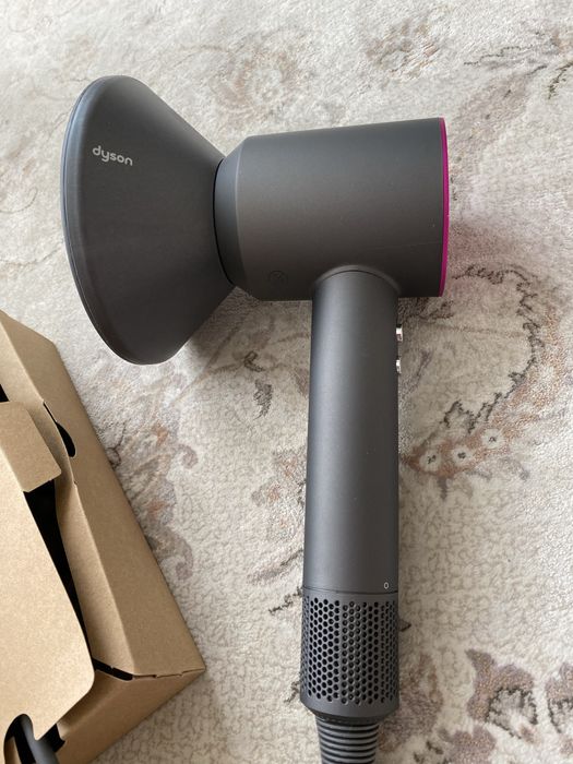 Фен Dyson HD08 original