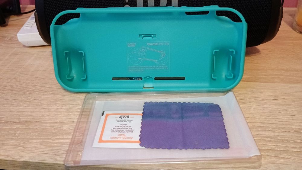 Кейс за Нинтендо суйч Лайт