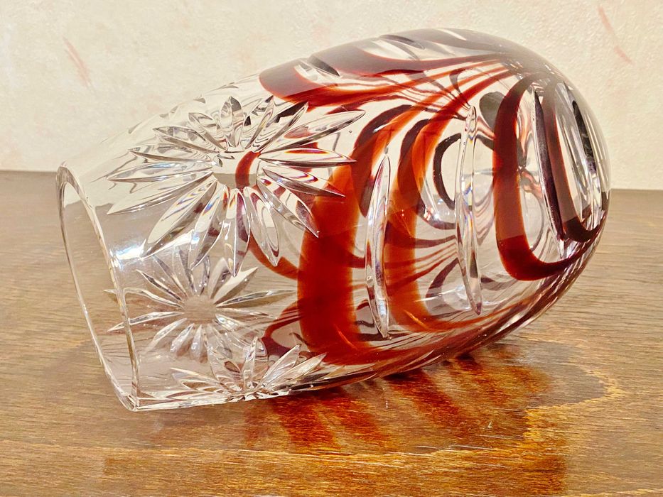 Нова Масивна Ръчно изработена Кристална ваза с Флорални мотиви