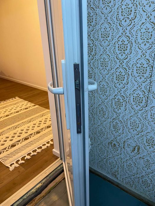 Usa TERMOPAN Alba PROFILINK Noua . Dimensiune: 2000 mm x 980 mm