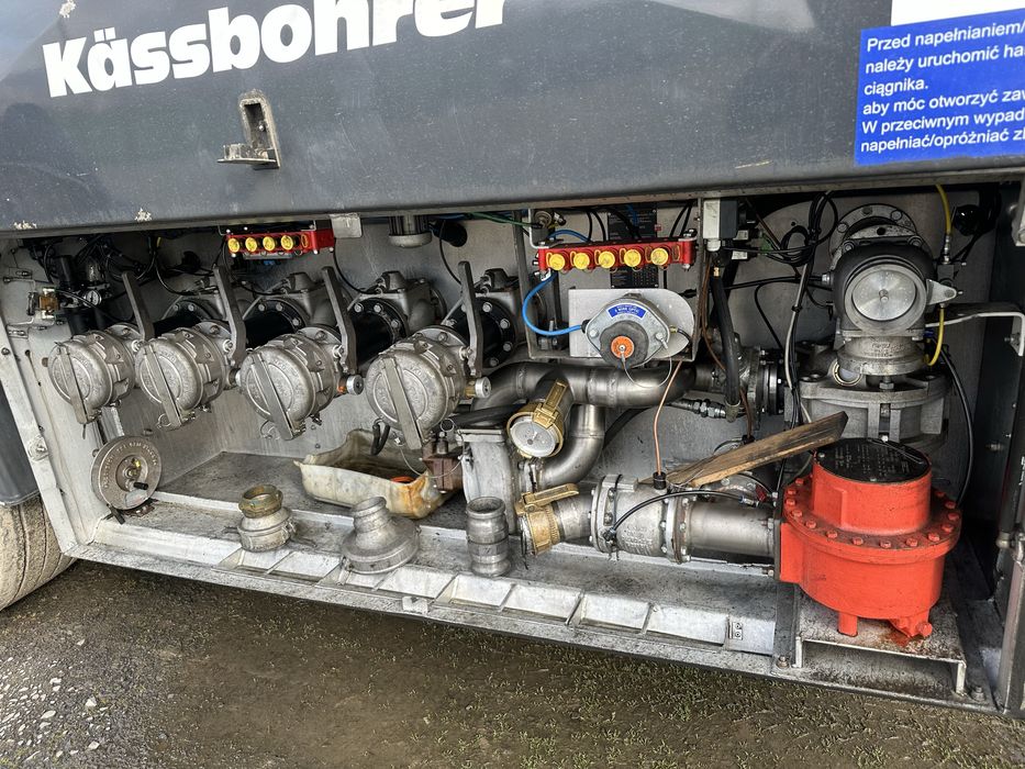Kassbohrer STB - Cisterna ADR - Produse Petroliere - 4 compartimente