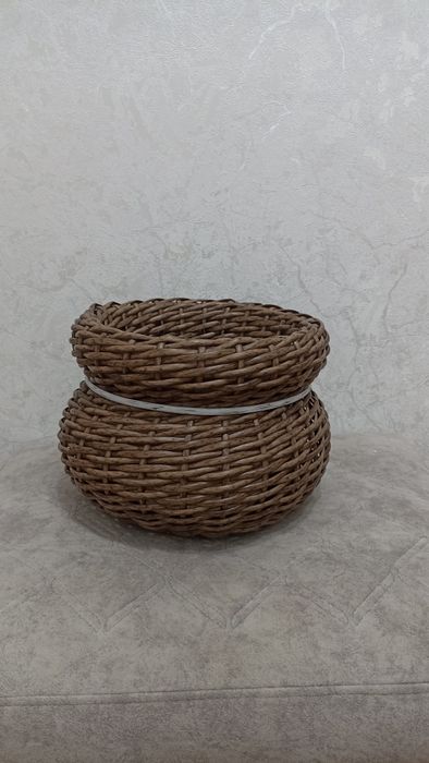 продам кашпо из ротанга