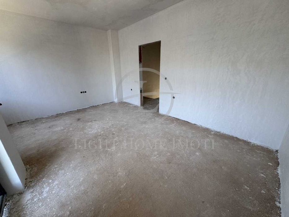 Продава се Къща в Пловдив, Център - 118 кв.м за 1458 €/кв.м - Снимка #4