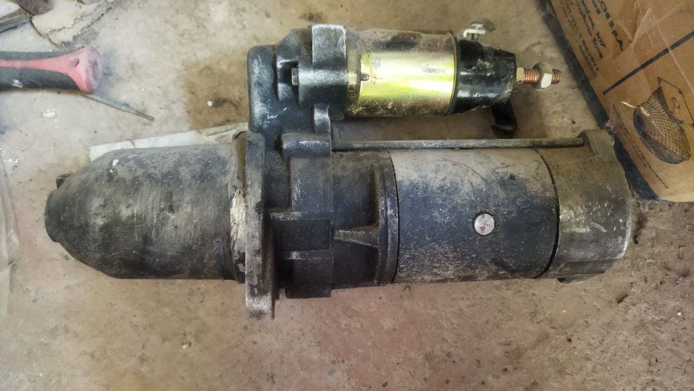 Стартер на двигатель D6 HYUNDAI