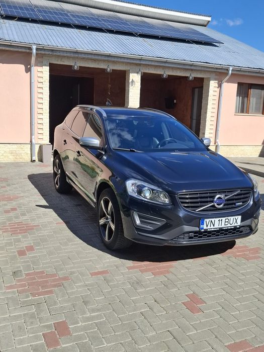 Volvo XC60 D5 R Design