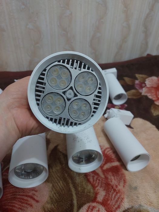 Светильники  потолочные