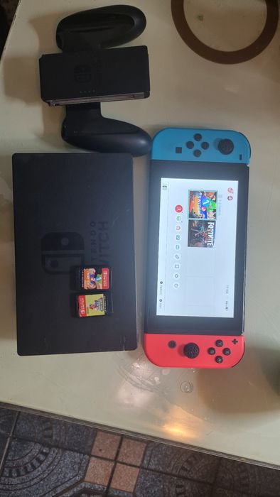 Nitendo switch  cu toate  acesorile